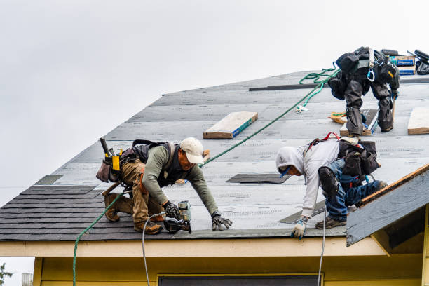 Professional Gutter Installation technician working in Lake Geneva, WI